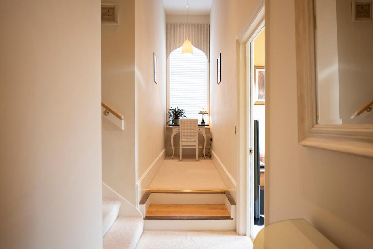 Arkle - Five Star Town Centre Apartment, Τσέλτενχαμ Εξωτερικό φωτογραφία